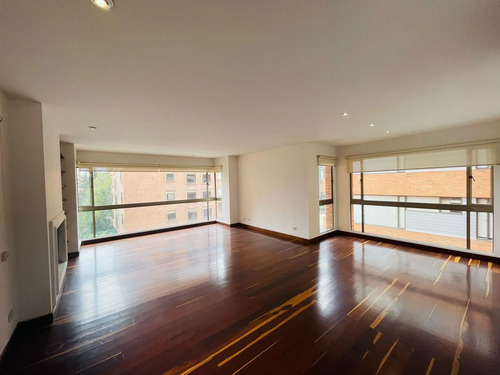 Descubre el Magnífico Apartamento en Rosales que Siempre Has Soñado