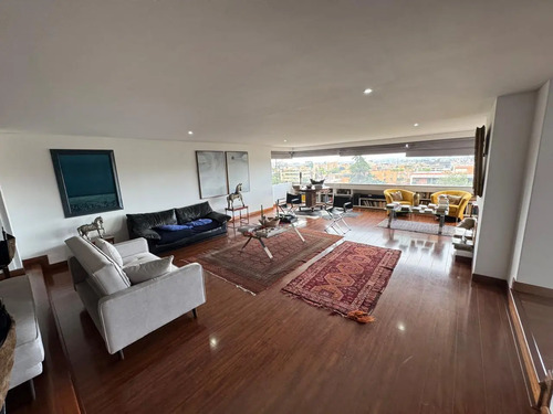 En venta exclusivo apartamento en Chicó- Calle 89